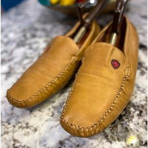 Giovanni Leather driving Loafers men’s size 11 EUC very comfortable and classy